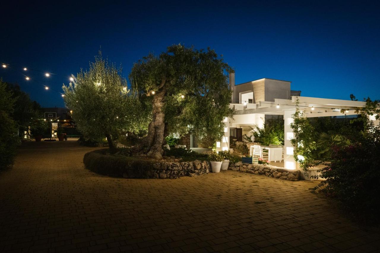 Prestigiosa villa con piscina condominiale Monopoli Esterno foto