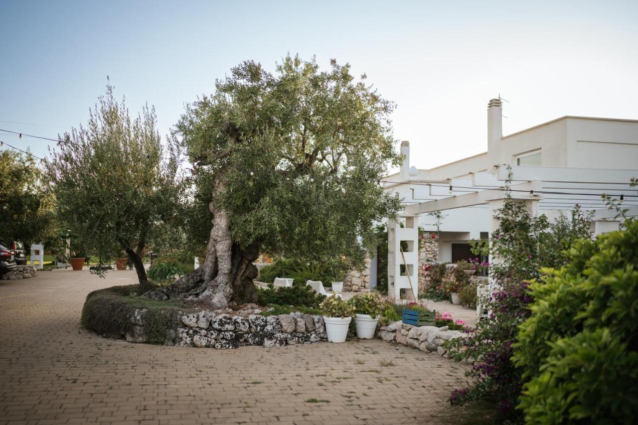Prestigiosa villa con piscina condominiale Monopoli Esterno foto