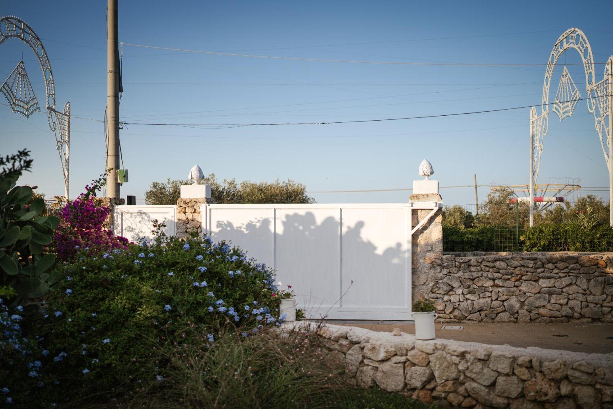 Prestigiosa villa con piscina condominiale Monopoli Esterno foto