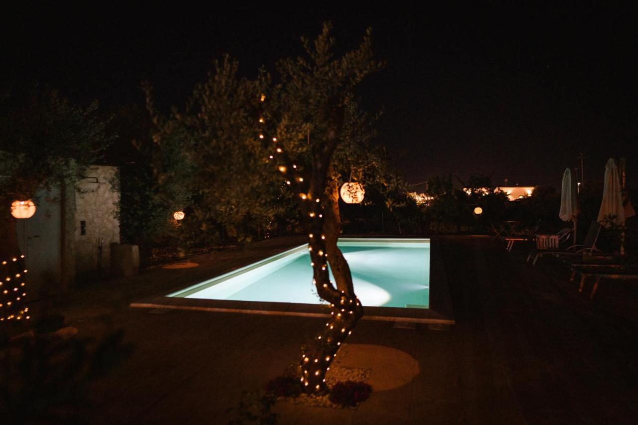 Prestigiosa villa con piscina condominiale Monopoli Esterno foto